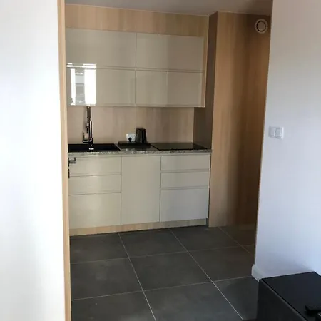 Platinex 3 Apartamento *